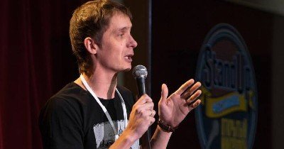 Стендап вечер с Павлом Порошиным на Гладенькой