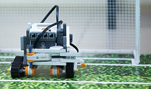 От конструктора Lego к антропоморфным роботам